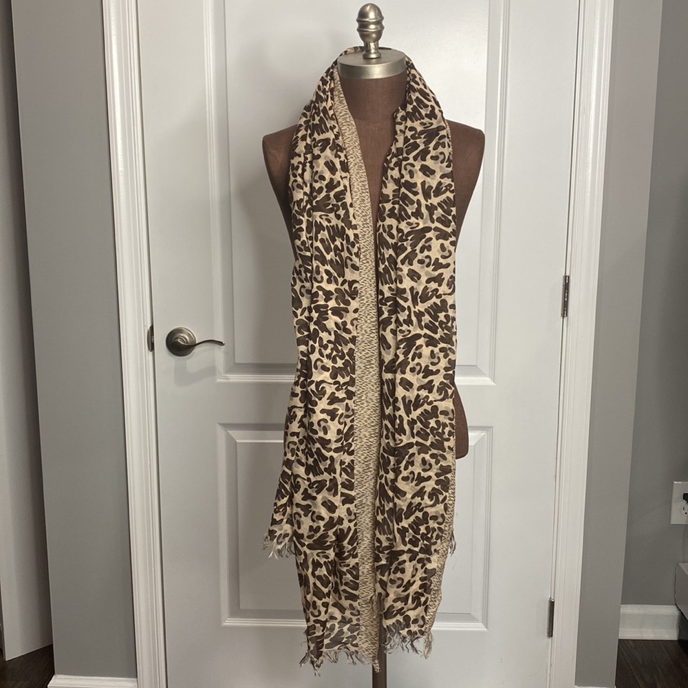 Aldo Scarf